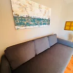 Nucleo Cristal By Ivi Real Estate شقة